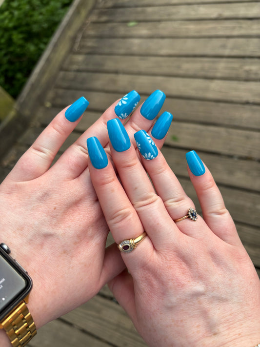 Blue Blossom Breeze